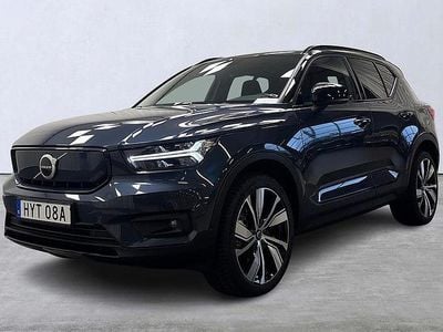 Mörkblå Begagnad 2022 Volvo XC40 Plus SUV | 334 900 kr