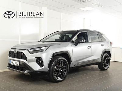 Grå (grå metallic) Begagnad 2024 Toyota RAV4 Hybrid Sport SUV | 519 900 kr (Marknadspris)