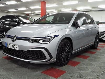 Begagnad VW Golf VIII GTE 245 HK (180 kW) 2020 Silver Halvkombi