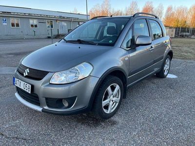 Silver Begagnad 2007 Suzuki SX4 SUV | 30 000 kr (Marknadspris)