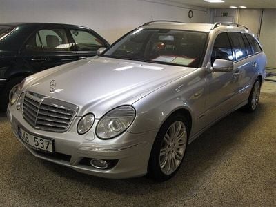 Begagnad Mercedes E280 Elegance 191 HK (140 kW) 2006 Vit Kombi