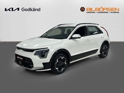 Begagnad Kia e-Niro 150 kW (204 HK) 2023 /ud/ clear white SUV