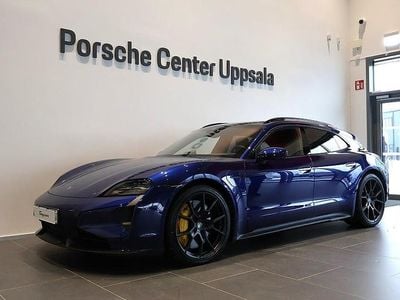 Blå Begagnad 2024 Porsche Taycan Sport Turismo Kombi | 2 335 070 kr