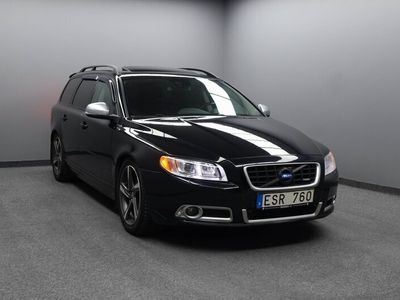 begagnad Volvo V70 D4 AWD R-Design Taklucka Drag Vinge VOC Navigation