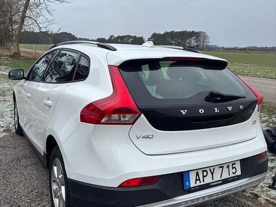 Begagnad 2014 Volvo V40 CC Kombi | 105 000 kr (Marknadspris)