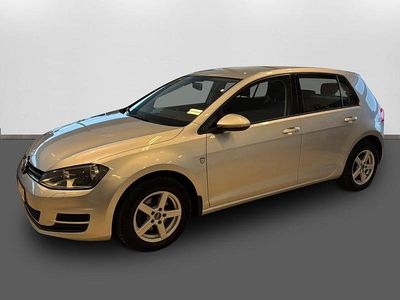 Silver Begagnad 2015 VW Golf VII Halvkombi | 89 900 kr (Marknadspris)