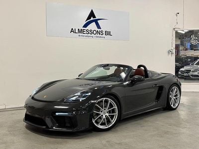 Begagnad Porsche 718 Spyder 420 HK (308 kW) 2022 Grön Cab