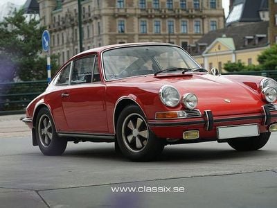 Begagnad Porsche 911 155 HK (114 kW) 1970 Röd