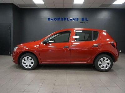 Begagnad Dacia Sandero 90 HK (66 kW) 2020 Vinröd Halvkombi