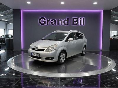 Begagnad Toyota Corolla Verso 129 HK (94 kW) 2008 Silver Minibuss