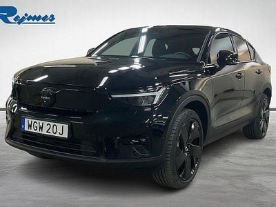 Svart (onyx black metallic) Begagnad 2025 Volvo EC40 Ultra SUV | 489 900 kr (Dyr)