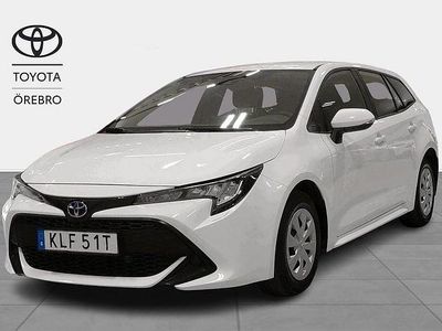 Vit Begagnad 2022 Toyota Corolla Life Kombi | 229 900 kr (Marknadspris)