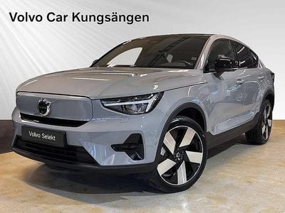 Grå Begagnad 2024 Volvo EC40 Single Motor Extended Range SUV | 434 900 kr (Marknadspris)