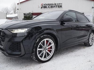 Begagnad Audi Q8 600 HK (441 kW) 2020 Svart SUV