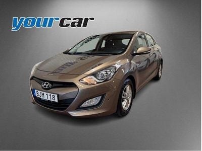 Brun Begagnad 2014 Hyundai i30 Premium Halvkombi | 109 000 kr (Marknadspris)