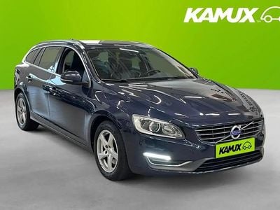 Blå Begagnad 2015 Volvo V60 Summum Kombi | 124 700 kr (Marknadspris)