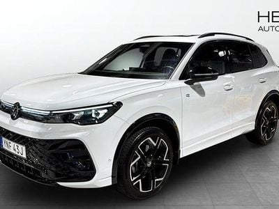 Vit Begagnad 2024 VW Tiguan R-line SUV | 469 900 kr (Lite dyr)