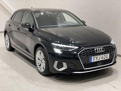 Brilliantsvart Begagnad 2023 Audi A3 Advanced Plus | 284 900 kr (Marknadspris)