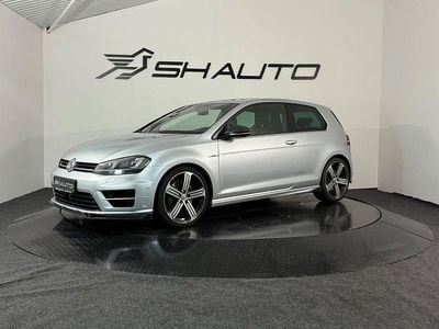 Begagnad VW Golf VII R 301 HK (221 kW) 2015 Silver Halvkombi
