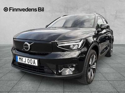 Svart Begagnad 2022 Volvo XC40 Plus SUV | 349 000 kr
