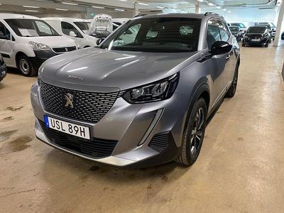 Grå Begagnad 2022 Peugeot e-2008 Allure SUV | 234 900 kr (Marknadspris)