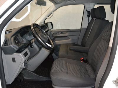 VW Caravelle