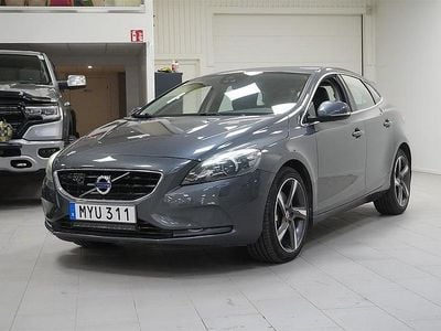 Begagnad Volvo V40 Summum 177 HK (130 kW) 2012 Grå Kombi