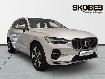 Vit Begagnad 2024 Volvo XC60 Plus SUV | 499 600 kr