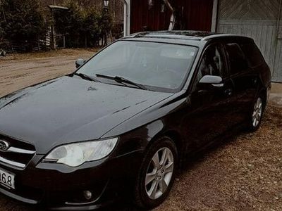 begagnad Subaru Legacy Wagon 2.5 4WD Euro 4