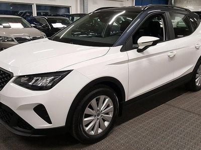Vit Begagnad 2022 Seat Arona Style SUV | 139 900 kr (Marknadspris)