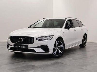 Vit Begagnad 2021 Volvo V90 R-Design Kombi | 389 700 kr (Marknadspris)