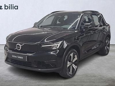 Begagnad Volvo XC40 Core 185 kW (252 HK) 2022 Svart SUV