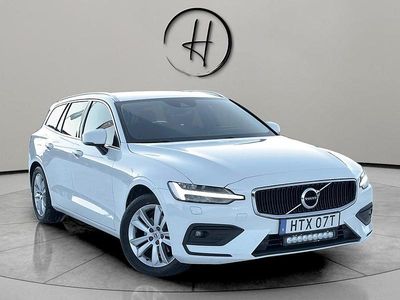 Vit Begagnad 2020 Volvo V60 Momentum Kombi | 239 900 kr (Bra pris)