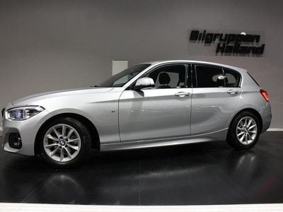 Silver Begagnad 2017 BMW 118 M Sport Halvkombi | 159 900 kr (Marknadspris)