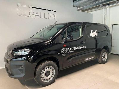 Svart Ny 2025 Peugeot Partner Minibuss | 537 375 kr