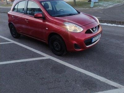 Röd Begagnad 2016 Nissan Micra S Halvkombi | 44 900 kr