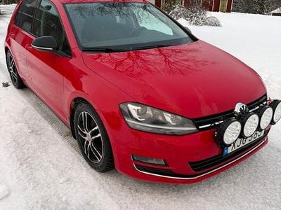Begagnad 2013 VW Golf VII Halvkombi | 99 000 kr (Marknadspris)