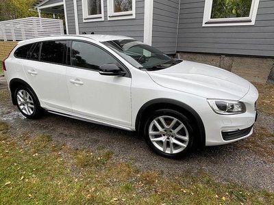 Volvo V60 CC