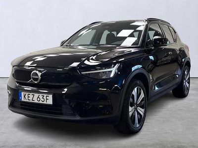 Svart Begagnad 2022 Volvo XC40 Core SUV | 329 900 kr