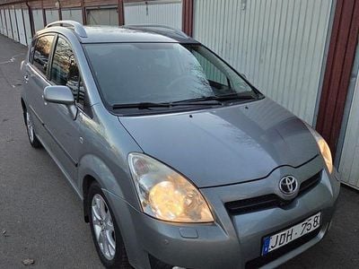 Begagnad Toyota Corolla Verso 136 HK (100 kW) 2009 Minibuss