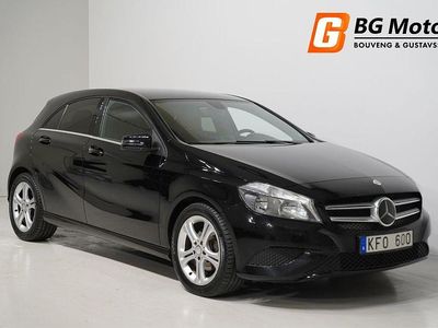 Begagnad Mercedes A200 Urban 136 HK (100 kW) 2013 Svart Halvkombi