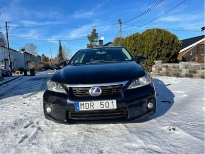 Lexus CT200h