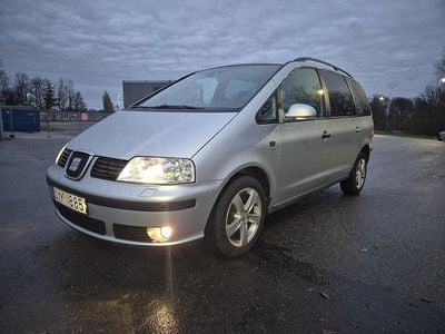 Silver Begagnad 2010 Seat Alhambra Minibuss | 32 000 kr
