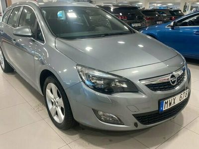 begagnad Opel Astra SPORTS TOURER 1.4T Ecotec *Motorvärmare*