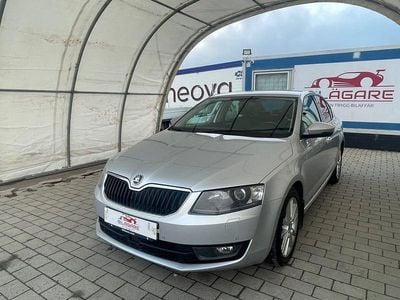Begagnad Skoda Octavia 150 HK (110 kW) 2016 Silver Kombi