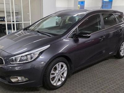Grå Begagnad 2015 Kia Ceed Sportswagon Comfort Kombi | 119 900 kr (Dyr)