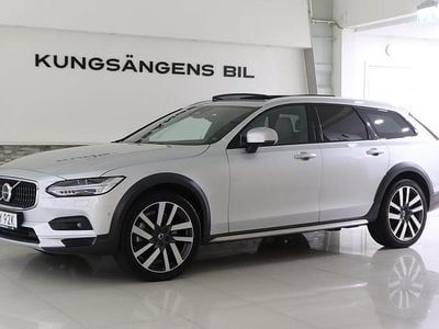 Silver Begagnad 2022 Volvo V90 CC Kombi | 489 900 kr (Dyr)