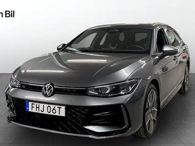 Begagnad VW Passat R-line 177 HK (130 kW) 2025 Mörkgrå Kombi