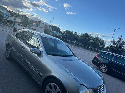 Mercedes C180