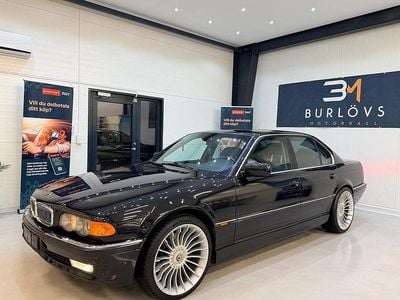 Svart Begagnad 1998 BMW 740 Sedan | 179 500 kr